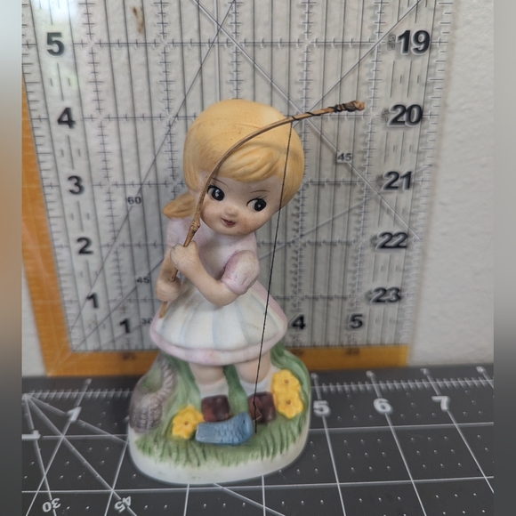 Other - Vintage girl fishing porcelain figurine KOREA praire blue fish fishing pole